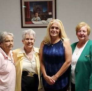 Meet your Posher, Karen